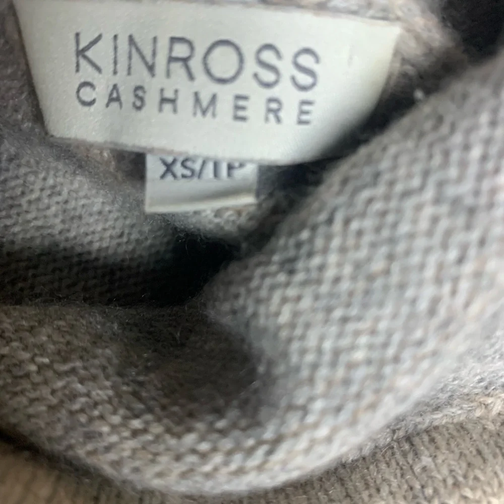 Kinross Cashmere Plait Funnel Neck Tan Gray Sweater Size XS 38” - Picture 2 of 5